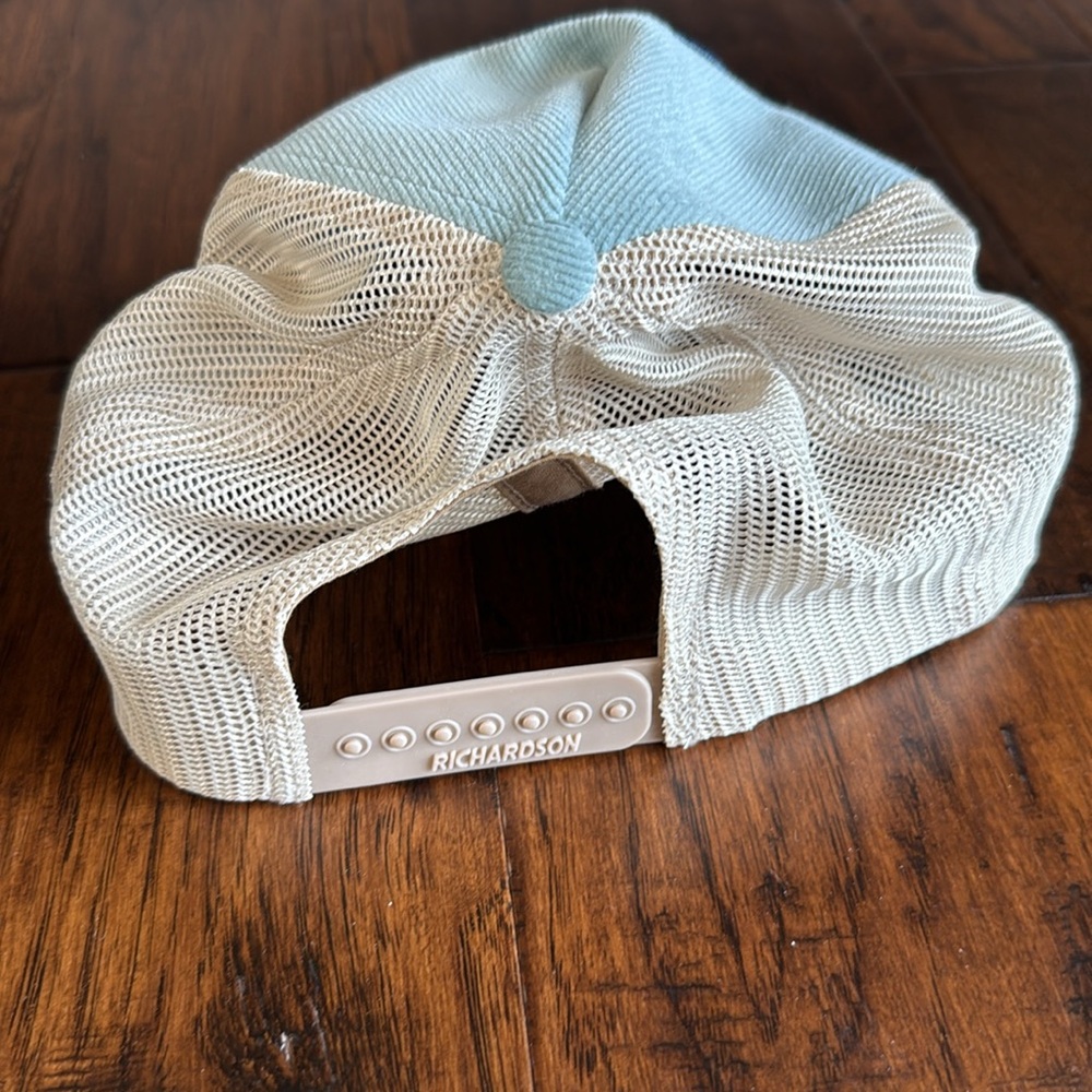 Hat. - Picture 3 of 5